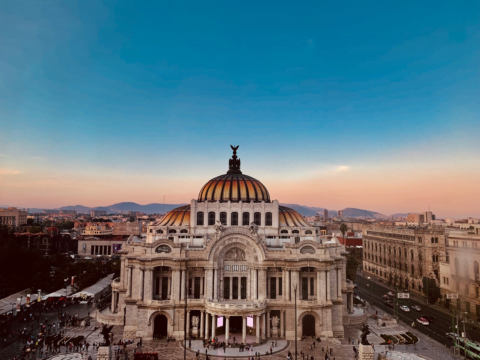 Palacio de Bellas Artes from above